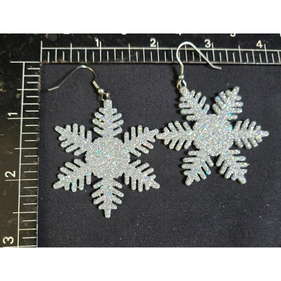 Glitter Snowflake Earrings Sparkling Plastic Holiday Jewelry Dangle Hooks 2" Dia - Picture 5 of 7